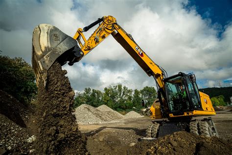 Tyre Excavator 